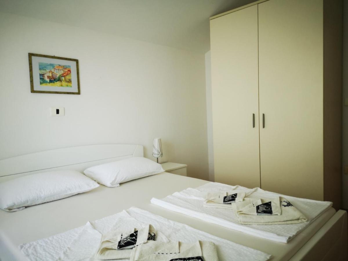 Apartma Ceh Gabrovica pri Črnem Kalu Exterior foto